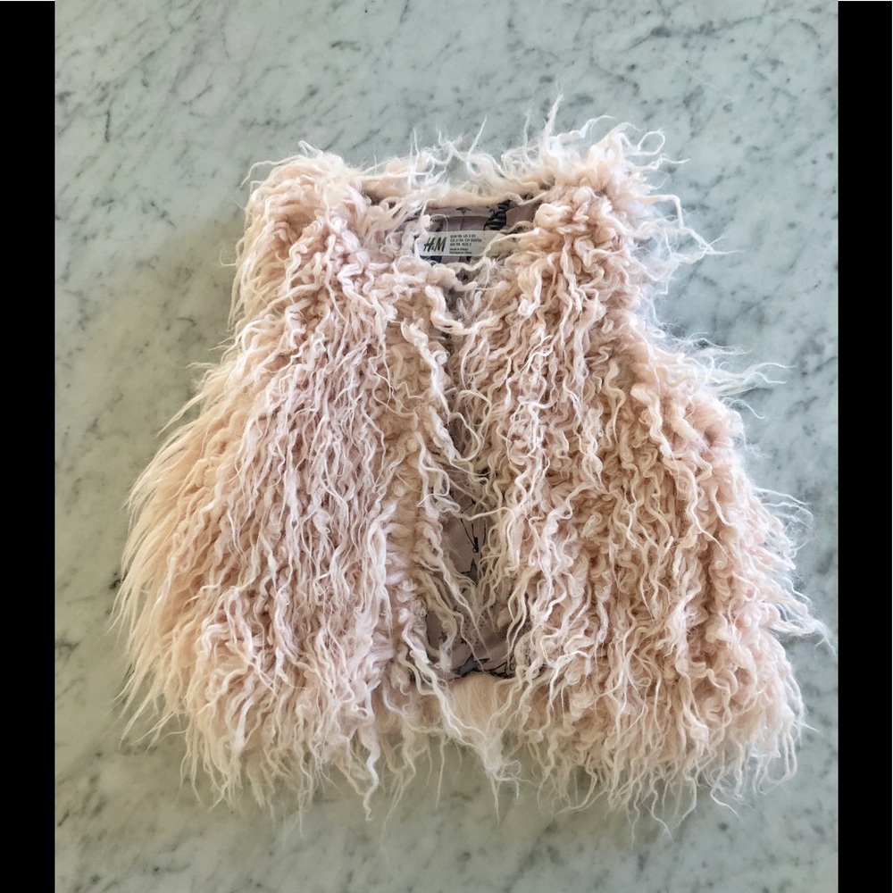 H&M Toddler Girls Soft Pink Faux Fur Vest